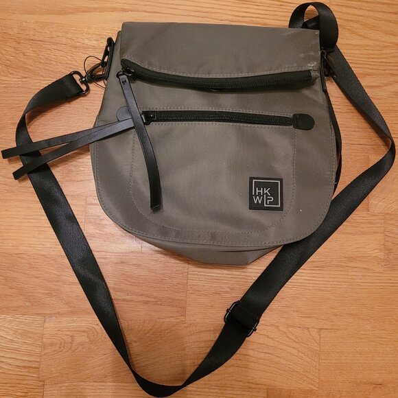 IHKWIP The Foldover Saddle Crossbody Military Olive Bag New & Never Used - Picture 1 of 11